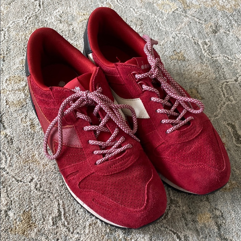 Diadora Red Sneakers Classic Retro Style
